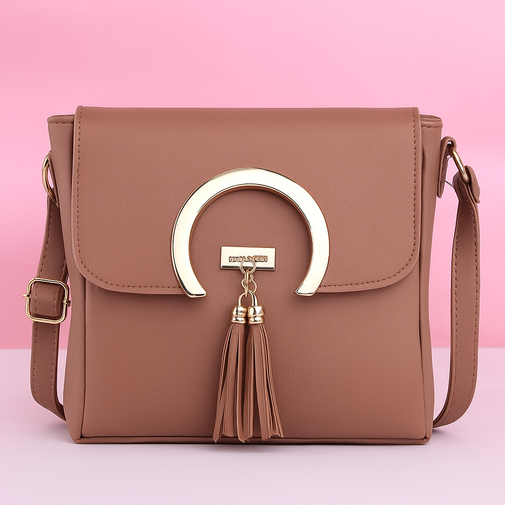 Stylish and comfortable T-shirt and trouser set for boys